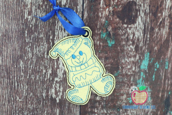 Evaluating the Polar Bear with Cake Embroidery Design